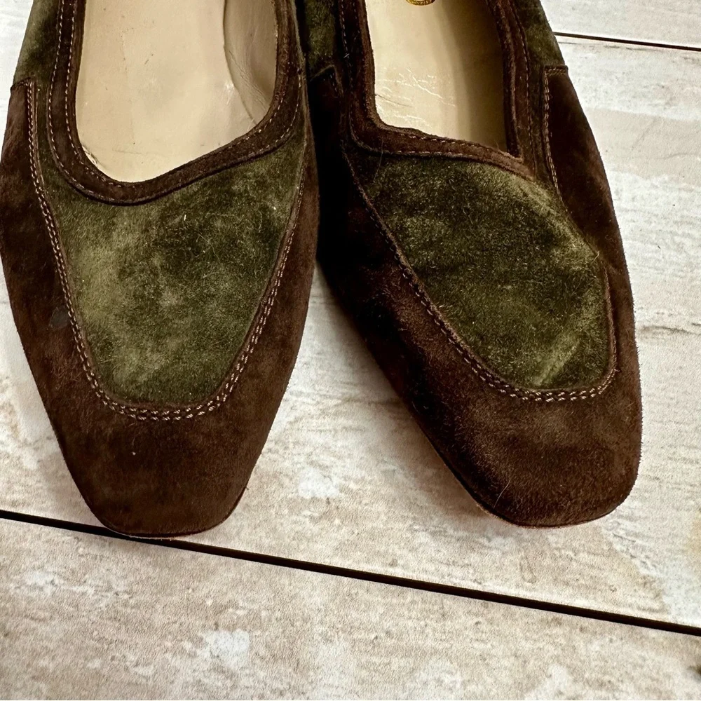 Salvatore Ferragamo Women Sz 9.5 AA Brown Green Suede Vintage Boho Chic Slip Ons